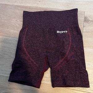 ECHT short size small